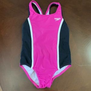 NWOT Speedo Hot Pink Black Swimsuit One Piece Girls 14